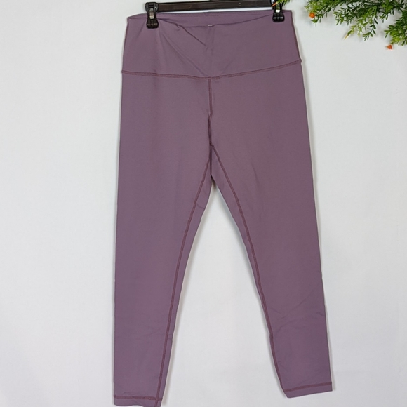 🌿90 DEGREE WORKOUT LEGGINGS🌿 - Picture 2 of 5